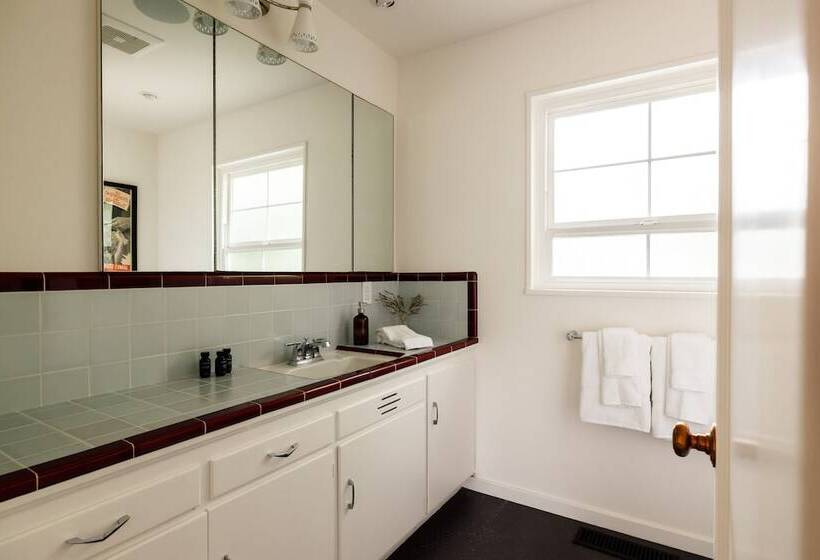 Marquee By Avantstay Modern Stylish Estate W/ Pool & Entertainers Courtyard