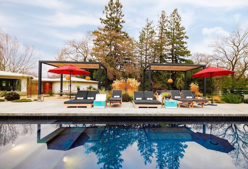 Marquee By Avantstay Modern Stylish Estate W/ Pool & Entertainers Courtyard