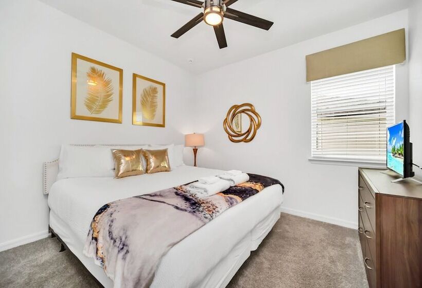 New Decor With Mickey, Nemo, Tinkerbell & Star Wars Rooms! Private Pool And Game Room