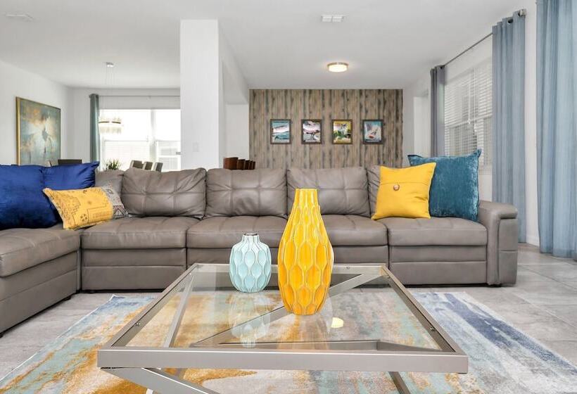 New Decor With Mickey, Nemo, Tinkerbell & Star Wars Rooms! Private Pool And Game Room