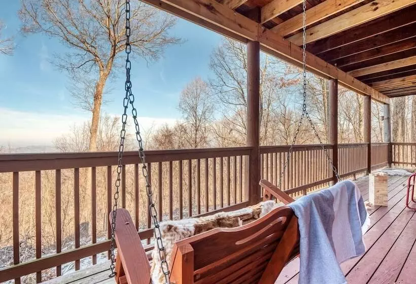 Pine Needle By Avantstay Log Cabin W/ Gorgeous Views, Hot Tub, Patio & Pool Table!