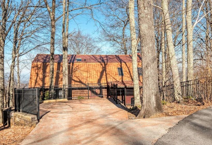 Pine Needle By Avantstay Log Cabin W/ Gorgeous Views, Hot Tub, Patio & Pool Table!