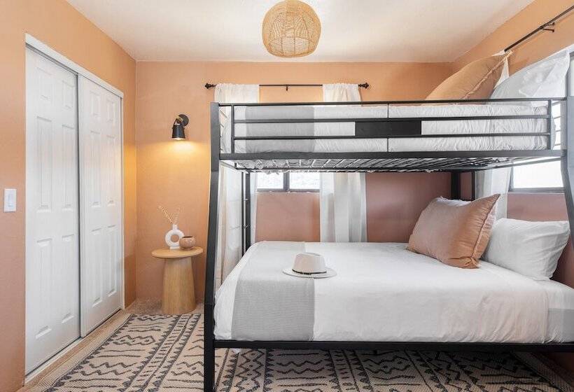 Rhythm By Avantstay Stunning Home W/ Pool, Hot Tub & Sweeping Views