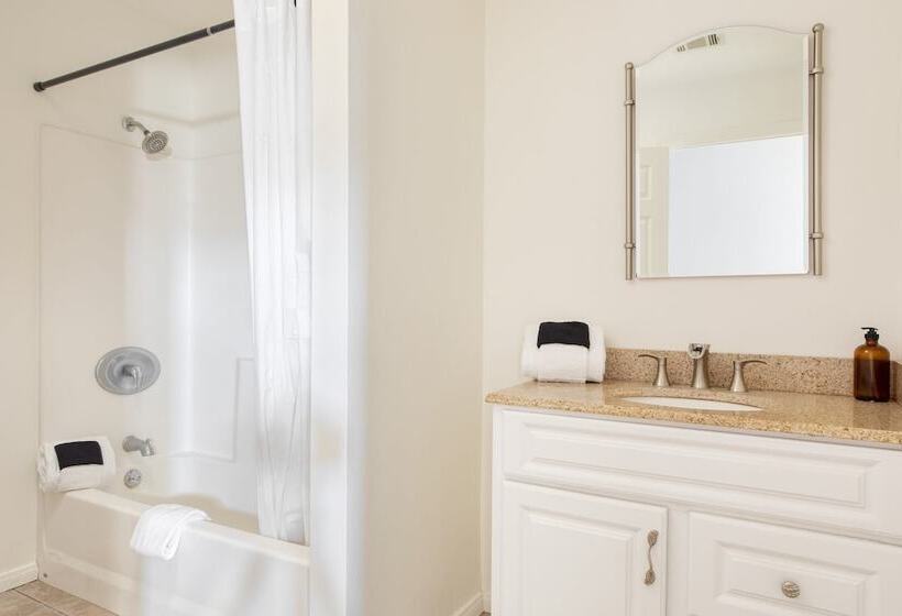 Rhythm By Avantstay Stunning Home W/ Pool, Hot Tub & Sweeping Views