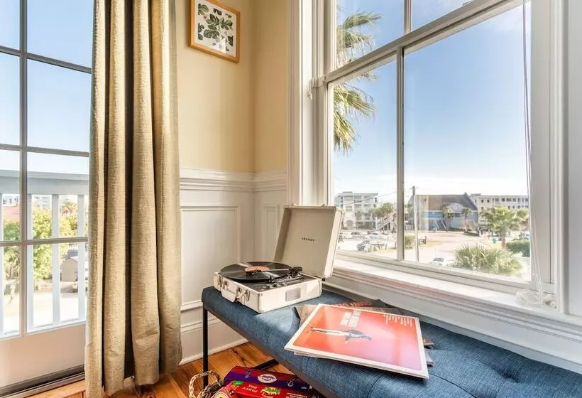 Sand Dune By Avantstay Vibrant 6 Br Bungalow W/ Entertainer S Dream Roof