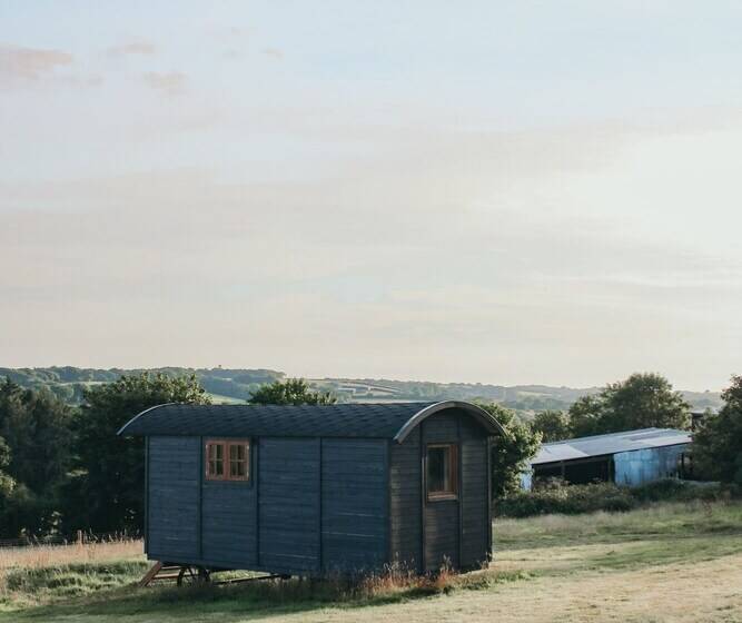 Stunning Shepherd S Hut Retreat, North Devon
