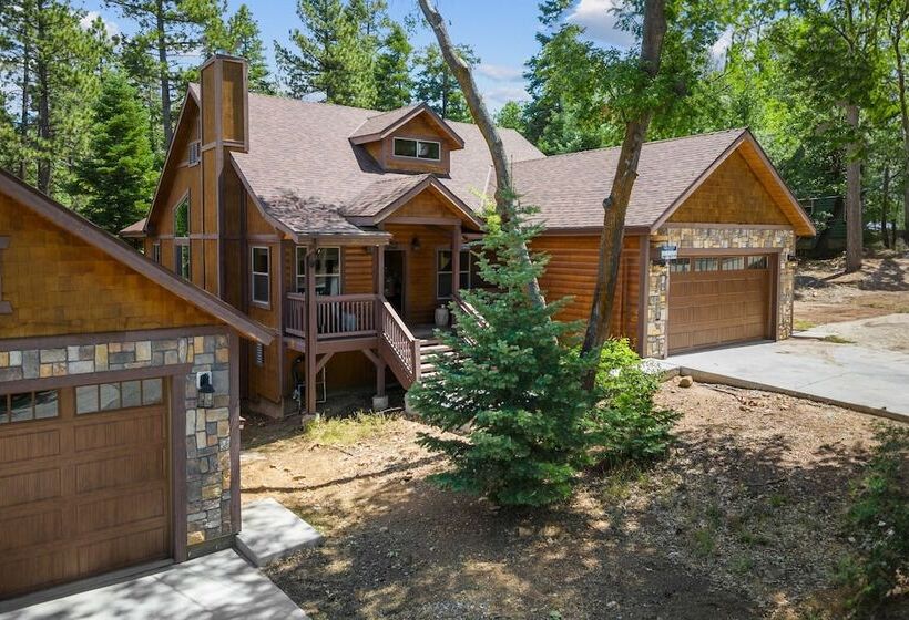 Teddy By Avantstay Majestic Cabin In Big Bear W/ Balcony