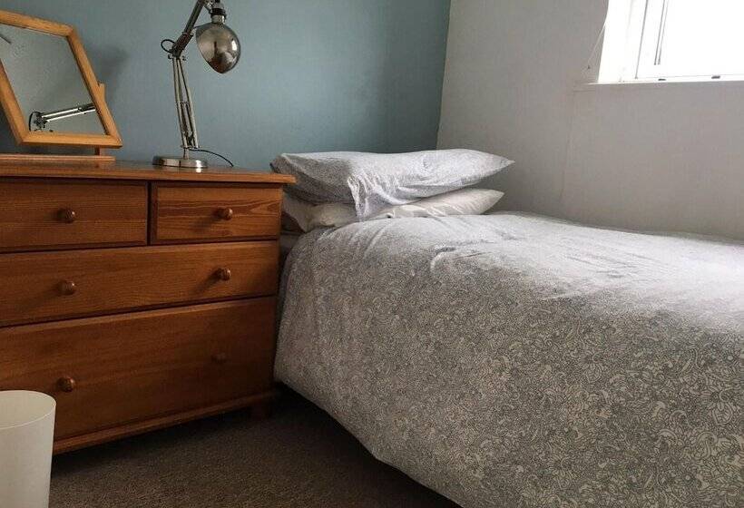 Wonderfully Cosy 3bd Home In The Heart Of Cornwall