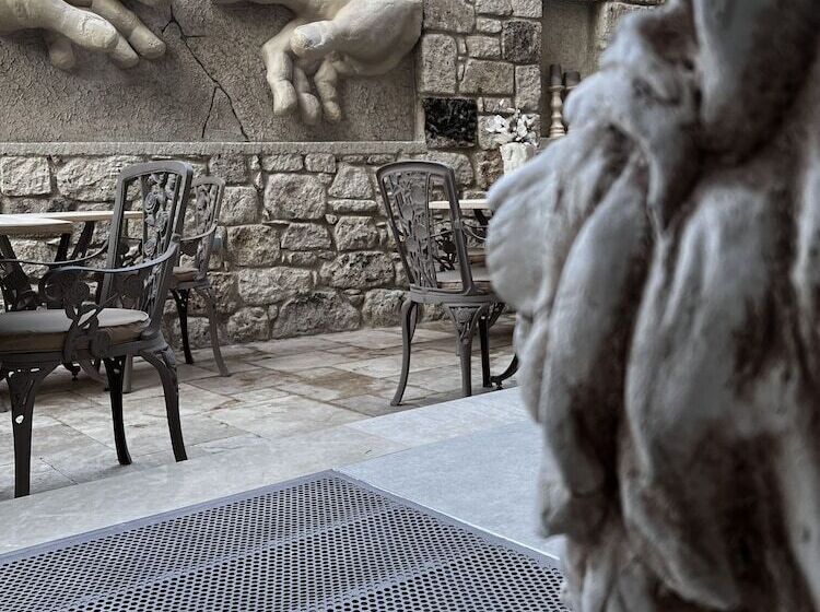 Ala Da Vinci Hotel Alaçatı