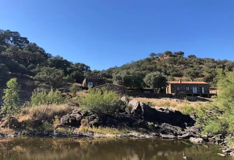 Casas De Campo Do Castro Da Cola