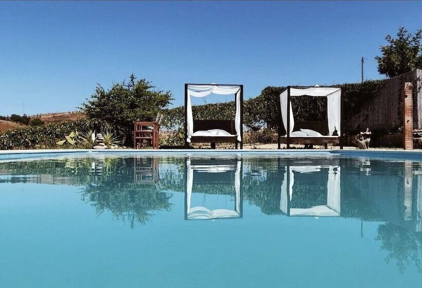 Casas De Campo Do Castro Da Cola