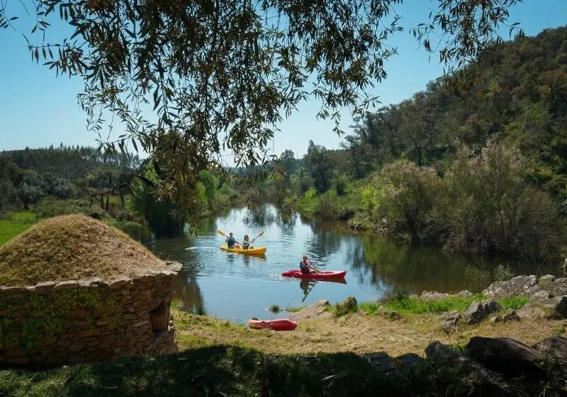 Casas De Campo Do Castro Da Cola