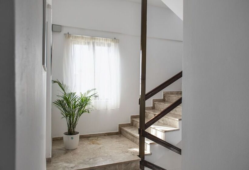 호텔 Argo Rooms   Papadakis