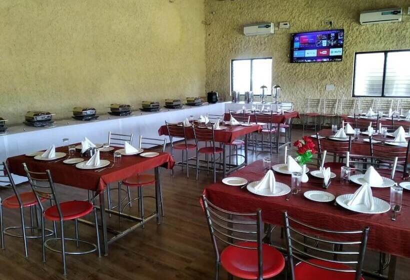 ホテル Brar Tiger Resort