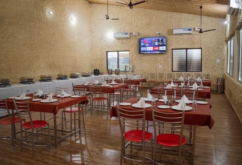 ホテル Brar Tiger Resort