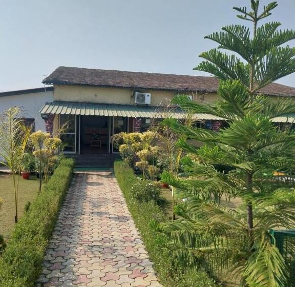 ホテル Brar Tiger Resort