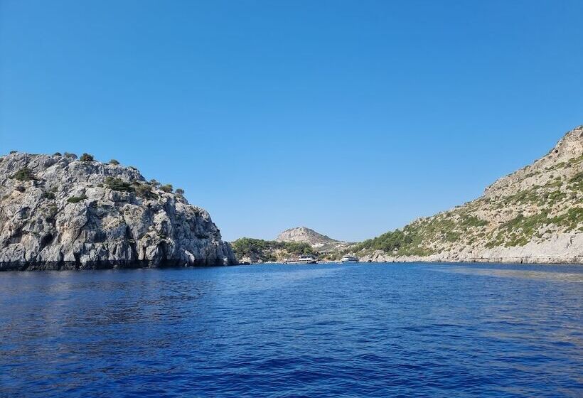 ホテル Delight Luxury Rooms