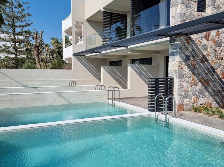 ホテル Delight Luxury Rooms