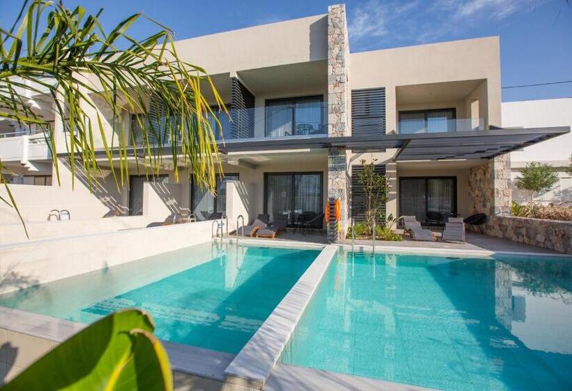 ホテル Delight Luxury Rooms