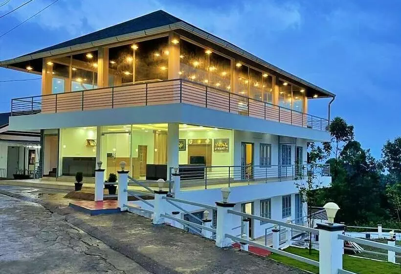 ホテル Firefly Resort