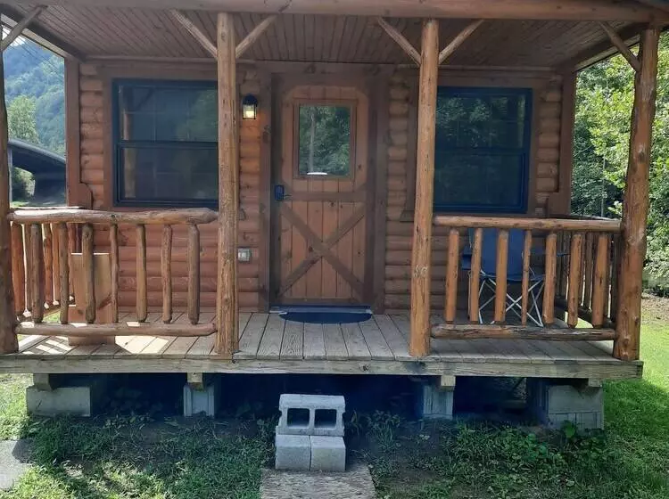 ホテル Hidden Valley Campground