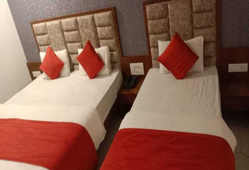 בית מלון כפרי Lux Inn