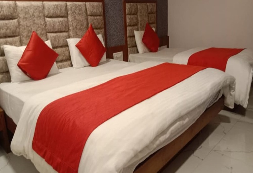 בית מלון כפרי Lux Inn