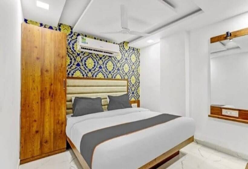 בית מלון כפרי Lux Inn