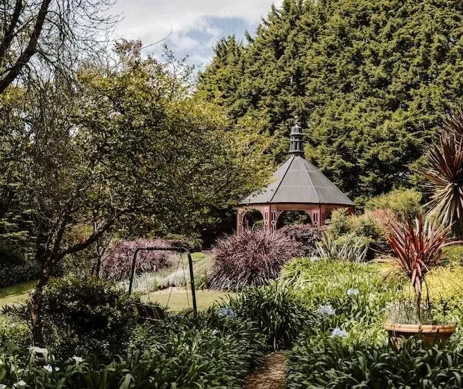 ホテル Osborn House