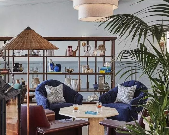 ホテル Osborn House