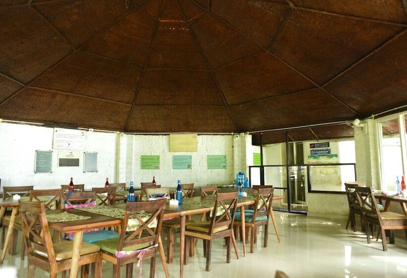 فندق Red Earth Gokarna