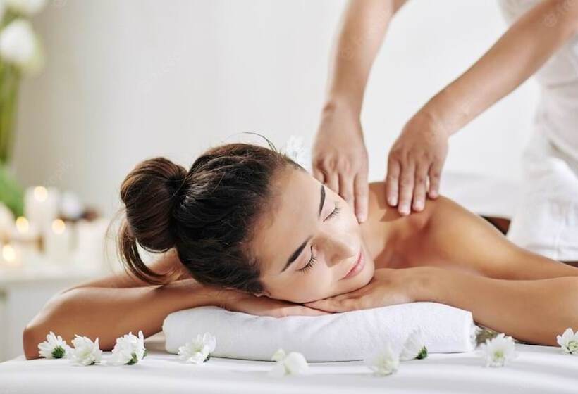 فندق Red Earth Gokarna