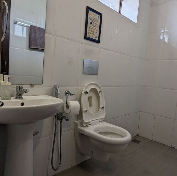 فندق Red Earth Gokarna