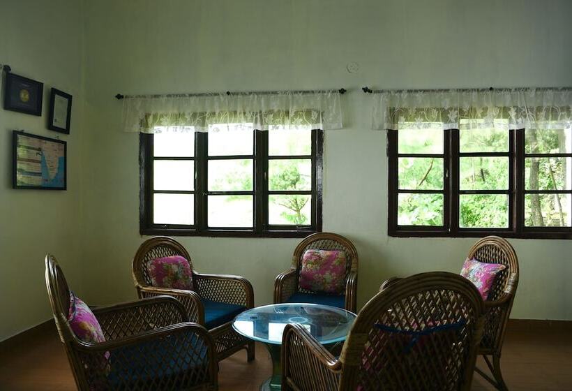 فندق Red Earth Gokarna