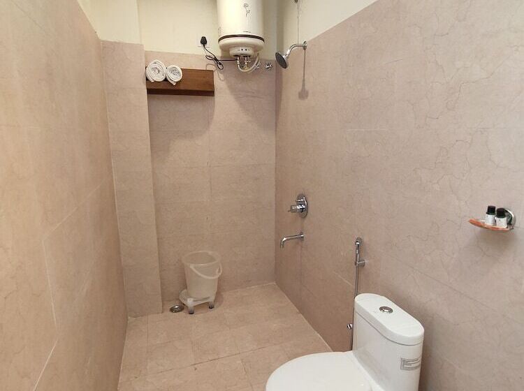 هتل Shivansh Green Resort