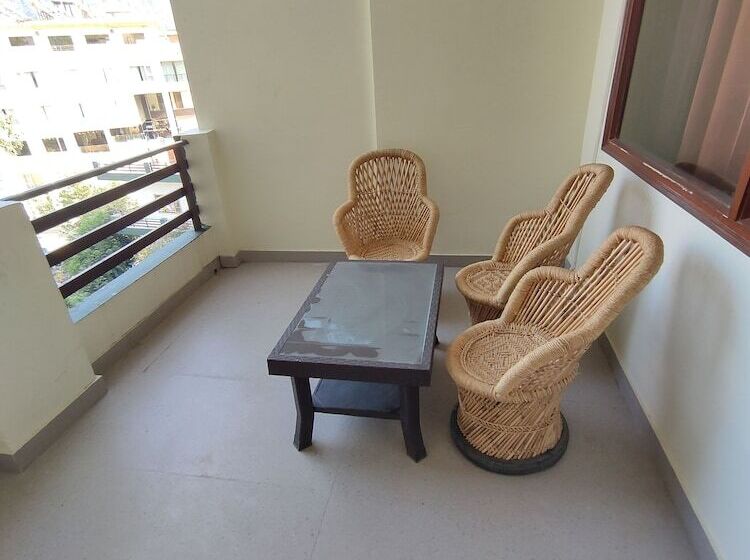 هتل Shivansh Green Resort