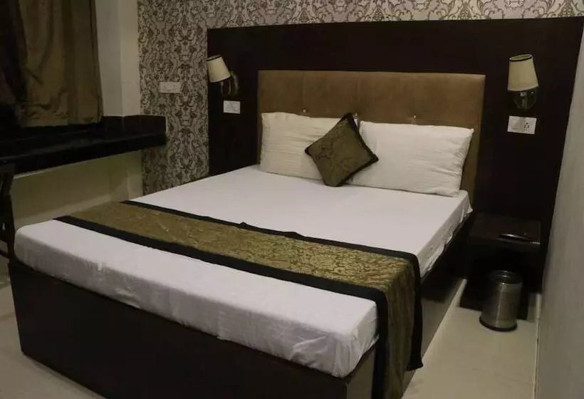 هتل The Black Gold