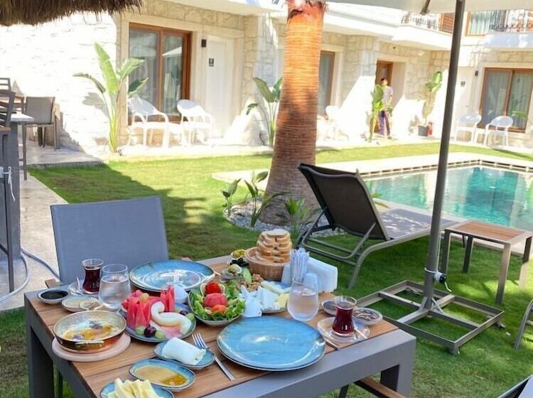 Hotel Icarus Alacati +16