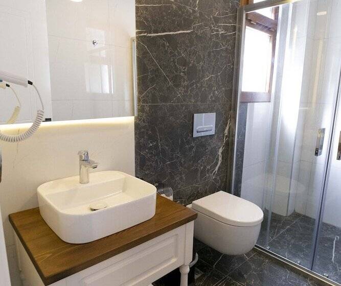 Hotel Icarus Alacati +16