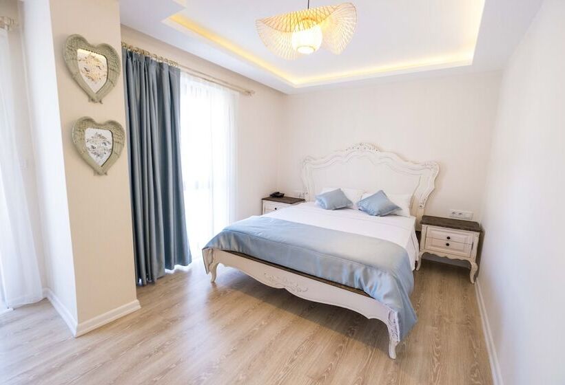 Hotel Icarus Alacati +16