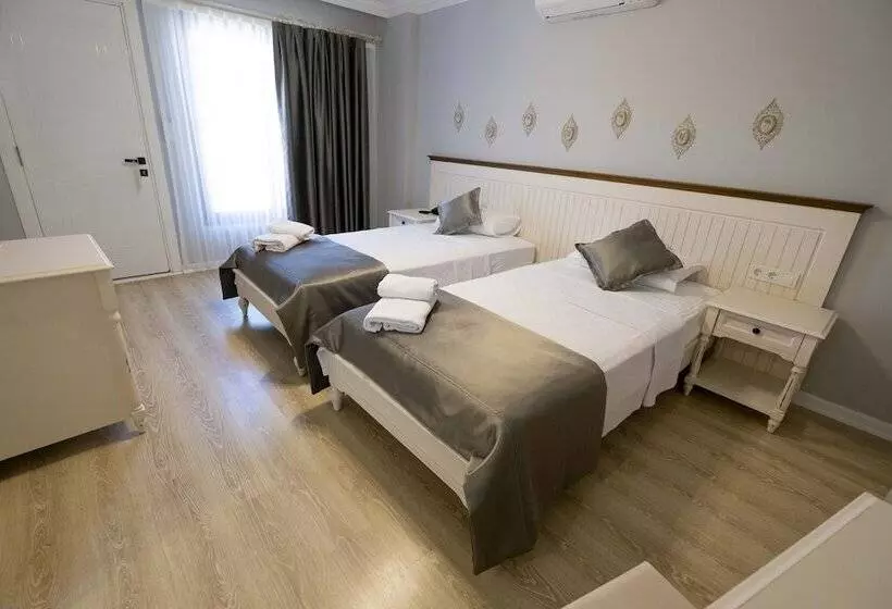 Hotelli Icarus Alacati +16