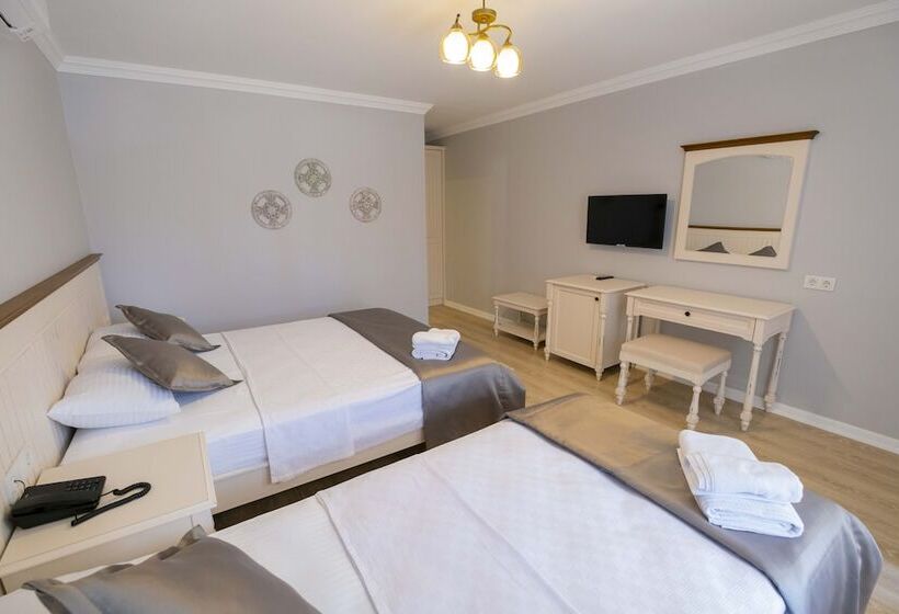 Hotel Icarus Alacati +16