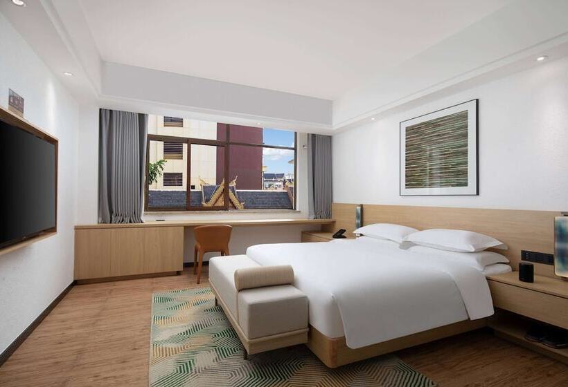 Microtel By Wyndham Xishuangbanna City Center