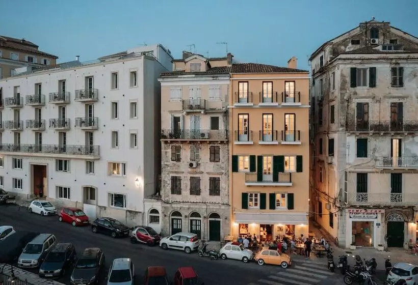 New York Luxury Suites