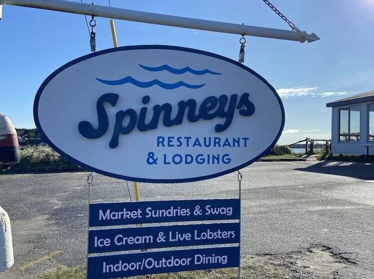 بنسيون Spinneys Guesthouse & Beach Cottages