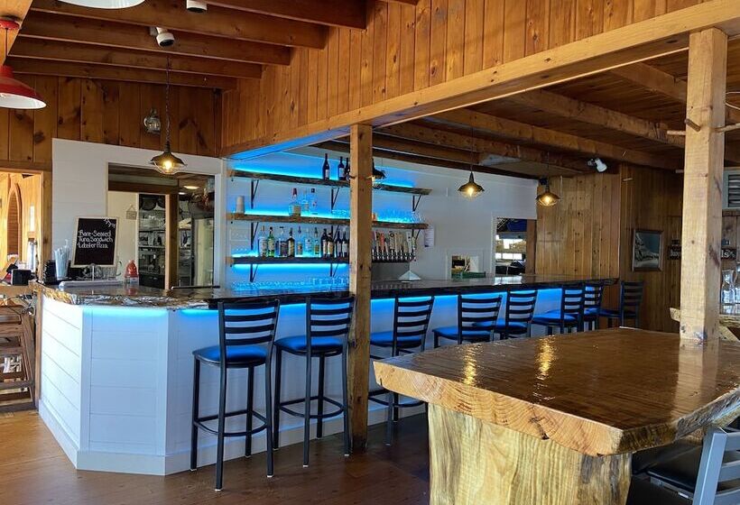 بنسيون Spinneys Guesthouse & Beach Cottages