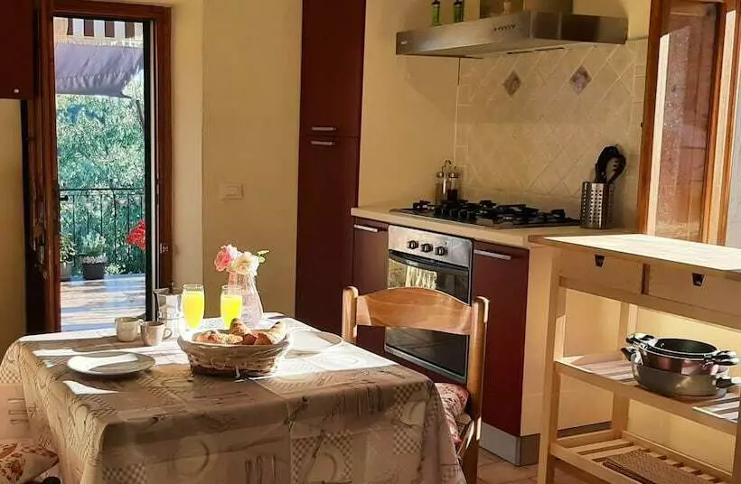 レジデンス Beautiful 2 Bed House In Longoio, Bagni Di Lucca