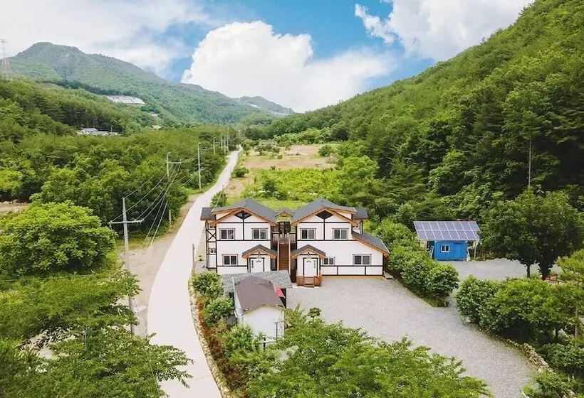 Samcheok Elroi Pension