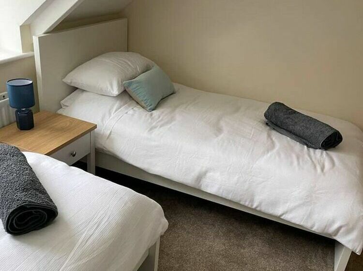 Tweed Cottage 4 Fenton Hill