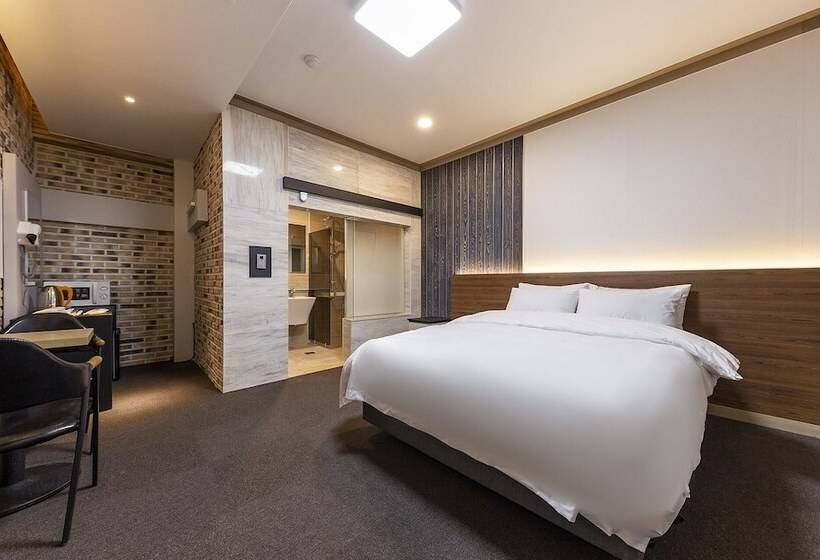 Anseong U Stay Motel